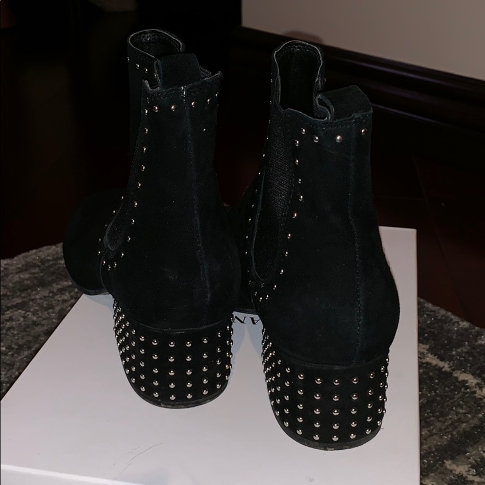 Shoes - Picture 4 of 7